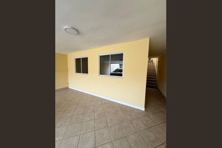 Casa à venda com 195m², 3 quartos e 4 vagasÁrea externa