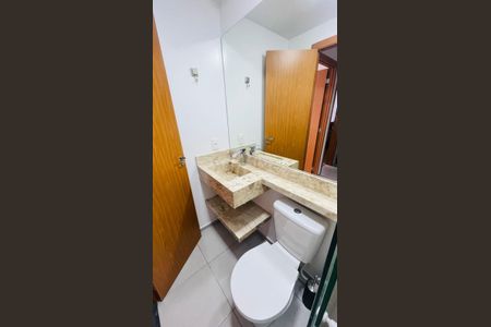 Apartamento para alugar com 37m², 2 quartos e sem vagaBanheiro