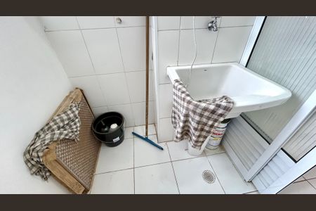 Apartamento para alugar com 65m², 3 quartos e 1 vagaÁrea de Serviço