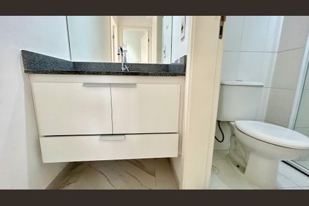 Apartamento para alugar com 65m², 3 quartos e 1 vagaBanheiro 1