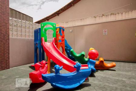 Apartamento para alugar com 65m², 3 quartos e 1 vagaÁrea comum - Playground