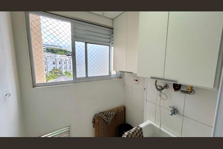 Apartamento para alugar com 65m², 3 quartos e 1 vagaÁrea de Serviço