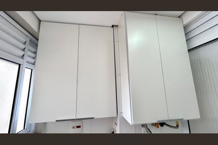 Apartamento para alugar com 65m², 3 quartos e 1 vagaÁrea de Serviço