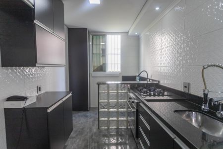 Apartamento para alugar com 47m², 2 quartos e 1 vagaCozinha 