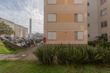 Apartamento para alugar com 47m², 2 quartos e 1 vagaVista do quarto 2 