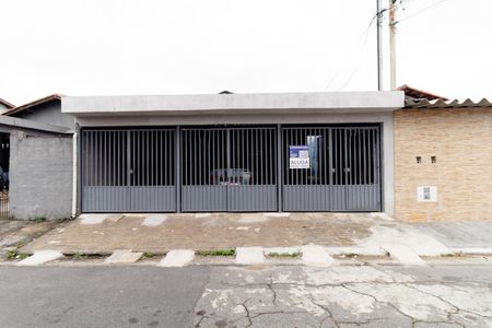 Casa para alugar com 100m², 2 quartos e 1 vagaFachada