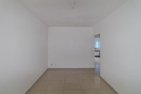 Casa para alugar com 100m², 2 quartos e 1 vagaSala