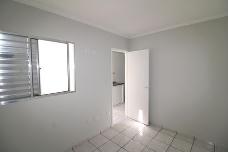 Quarto 1 de casa para alugar com 1 quarto, 60m² em Vila Nova Mazzei, São Paulo