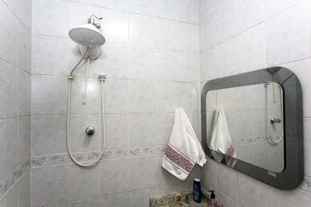 Casa à venda com 157m², 3 quartos e 1 vaga Casa à venda com 157m², 3 quartos e 1 vagaBanheiro 2