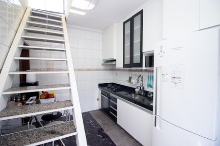 Apartamento à venda com 120m², 3 quartos e 1 vagaCozinha e Área de Serviço