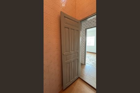 Casa para alugar com 58m², 2 quartos e sem vaga Casa para alugar com 58m², 2 quartos e sem vagaBanheiro