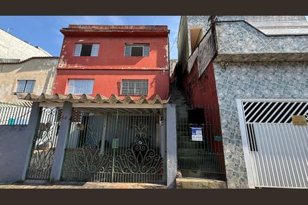Casa para alugar com 58m², 2 quartos e sem vaga Casa para alugar com 58m², 2 quartos e sem vagaFachada