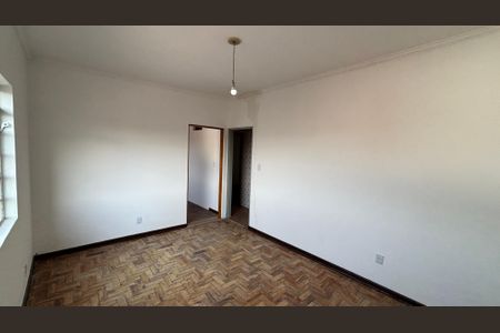 Casa para alugar com 58m², 2 quartos e sem vaga Casa para alugar com 58m², 2 quartos e sem vagaSala
