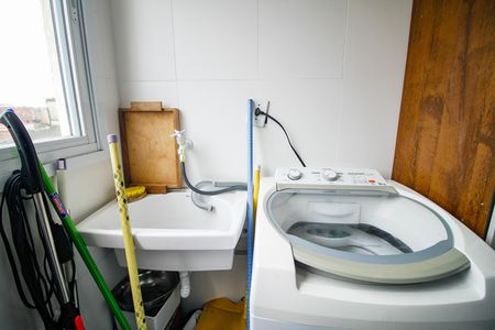 Casa de condomínio para alugar com 70m², 2 quartos e 1 vaga Casa de condomínio para alugar com 70m², 2 quartos e 1 vagaÁrea de Serviço