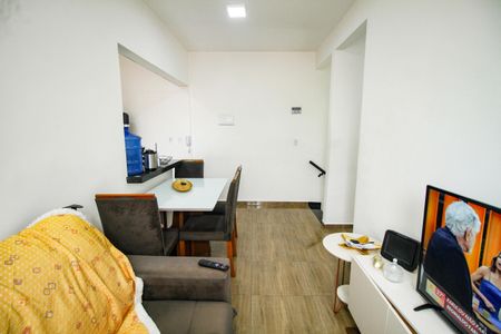 Casa de condomínio para alugar com 70m², 2 quartos e 1 vaga Casa de condomínio para alugar com 70m², 2 quartos e 1 vagaSala