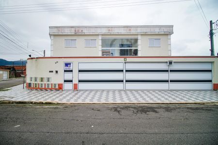 Casa de condomínio para alugar com 70m², 2 quartos e 1 vaga Casa de condomínio para alugar com 70m², 2 quartos e 1 vagaFachada