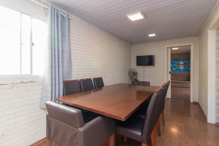 Apartamento à venda com 125m², 3 quartos e sem vaga Apartamento à venda com 125m², 3 quartos e sem vagaCozinha e Área de Serviço