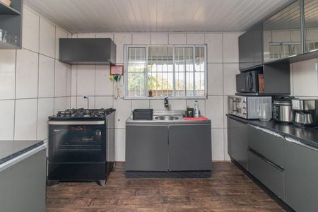 Apartamento à venda com 125m², 3 quartos e sem vaga Apartamento à venda com 125m², 3 quartos e sem vagaCozinha e Área de Serviço