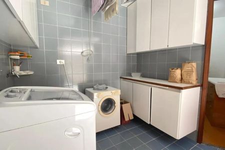 Casa de condomínio à venda com 340m², 3 quartos e 2 vagas Casa de condomínio à venda com 340m², 3 quartos e 2 vagasFoto 09