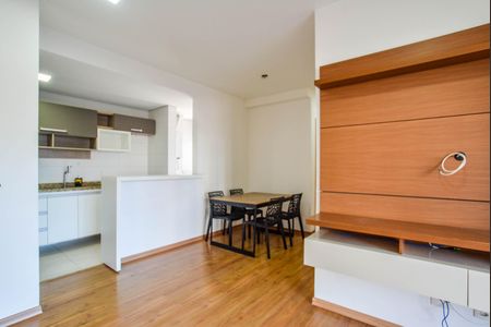 Sala de apartamento para alugar com 2 quartos, 64m² em Vila Gilda, Santo André