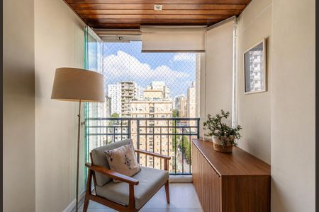 Apartamento à venda com 70m², 2 quartos e 1 vaga Apartamento à venda com 70m², 2 quartos e 1 vagaSala