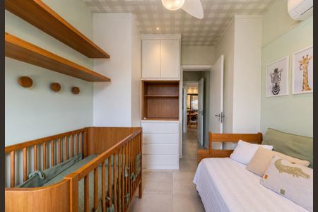 Apartamento à venda com 70m², 2 quartos e 1 vaga Apartamento à venda com 70m², 2 quartos e 1 vagaQuarto