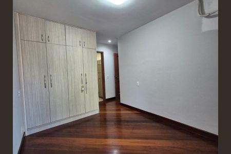 Apartamento para alugar com 110m², 3 quartos e 2 vagas