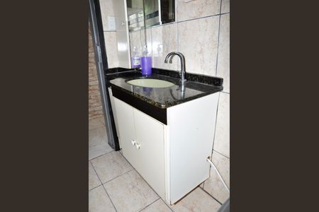 Casa para alugar com 80m², 1 quarto e sem vaga Casa para alugar com 80m², 1 quarto e sem vagaDetalhe - Banheiro Social
