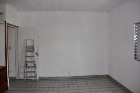 Casa para alugar com 80m², 1 quarto e sem vaga Casa para alugar com 80m², 1 quarto e sem vagaDetalhe - Quarto com Suíte