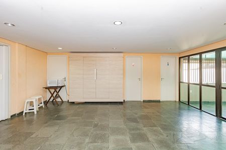 Apartamento para alugar com 63m², 2 quartos e 1 vagaÁrea comum - Salão de festas