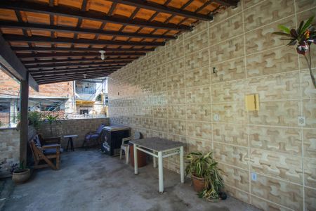 Casa para alugar com 220m², 3 quartos e 1 vagaQuintal
