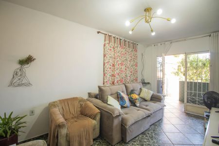Casa para alugar com 220m², 3 quartos e 1 vagaSala
