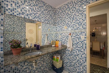 Casa para alugar com 220m², 3 quartos e 1 vagaBanheiro