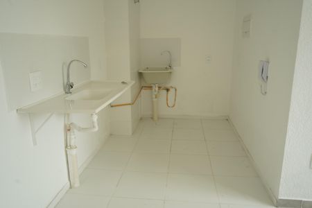 Apartamento para alugar com 34m², 2 quartos e sem vagaCozinha e Área de Serviço