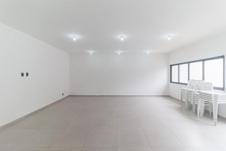 Apartamento para alugar com 70m², 2 quartos e 1 vagaÁrea comum - Salão de festas