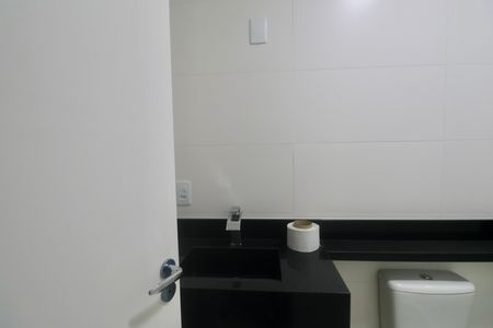 Apartamento para alugar com 74m², 2 quartos e 2 vagas Apartamento para alugar com 74m², 2 quartos e 2 vagasBanheiro Social