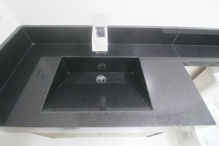 Apartamento para alugar com 74m², 2 quartos e 2 vagas Apartamento para alugar com 74m², 2 quartos e 2 vagasBanheiro Suíte