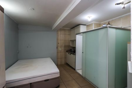 Quarto e cozinha de kitnet/studio para alugar com 1 quarto, 18m² em Cambuci, São Paulo