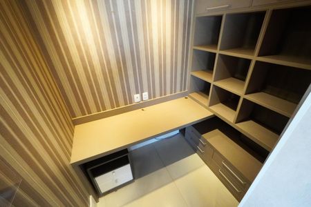 Apartamento para alugar com 130m², 3 quartos e 2 vagasEscritório