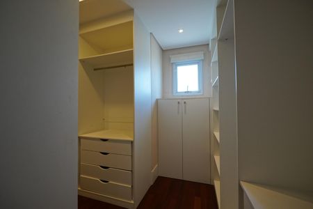 Apartamento para alugar com 130m², 3 quartos e 2 vagasSuíte