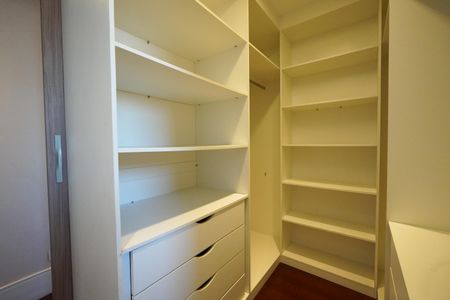 Apartamento para alugar com 130m², 3 quartos e 2 vagasSuíte