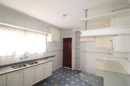 Casa para alugar com 125m², 3 quartos e 2 vagasCozinha