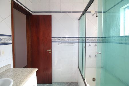 Casa para alugar com 125m², 3 quartos e 2 vagasQuarto 2 - Banheiro