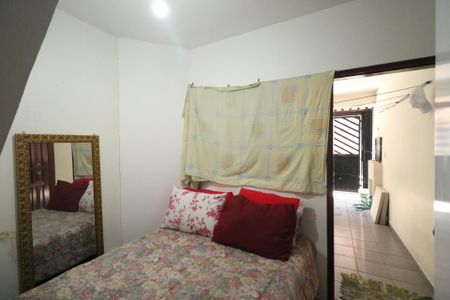 Casa à venda com 200m², 4 quartos e 1 vagaEdícula