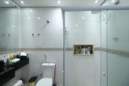 Casa à venda com 200m², 4 quartos e 1 vagaBanheiro