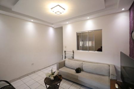 Sala de casa à venda com 4 quartos, 200m² em Conceição, Diadema