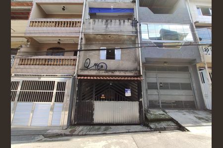Casa à venda com 200m², 4 quartos e 1 vagaFachada