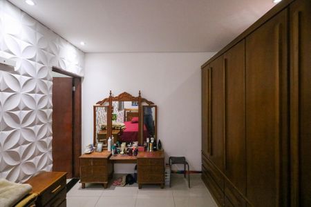Casa à venda com 200m², 4 quartos e 1 vagaQuarto 3