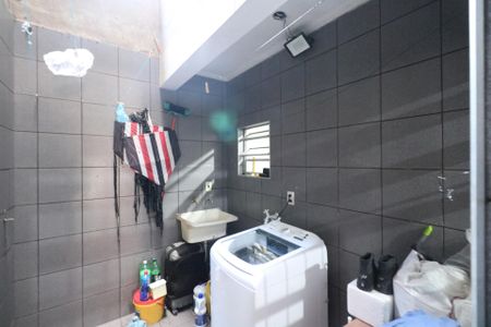 Casa à venda com 200m², 4 quartos e 1 vagaEdícula