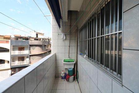 Casa à venda com 200m², 4 quartos e 1 vagaÁrea de Serviço